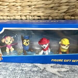 Paw Patrol Gift Figure Set of 4 Paw Patrol Pups - Brand New!
